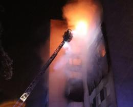 Reims : quatre morts, dont deux adolescents d’origine guyanaise, dans l’incendie tragique d’un immeuble