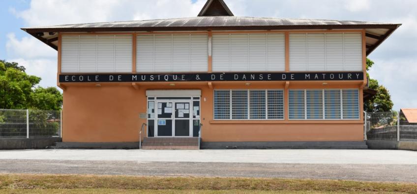 Matoury Denomination De Trois Sites Culturels Dont Un Portera Le Nom De Victor Clet Radio Peyi 1er Radio D Information Privee En Guyane