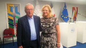 Jean-Claude-Juncker-et-corina-cornu--300x169.jpg