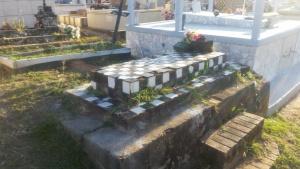 cimetière-tombe-abondonnée-300x169.jpg