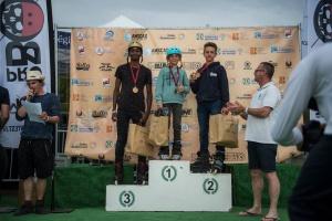 podium-probowl-ndjock-benth-300x200.jpg