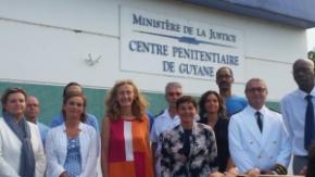 Premières visites des ministres de la Justice et de l’Outre-mer