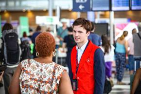 Aérien : les liaisons entre les aéroports de Paris et des Outre-mer ont recouvert 99% de leur trafic pré-COVID