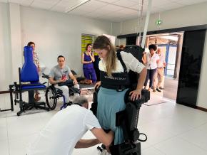 Santé : un exosquelette pour l'hôpital privé Saint-Paul