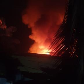 Cayenne : Un impressionnant incendie sur la zone Collery