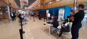Un test antigénique à l’aéroport Félix-Éboué pour les voyageurs en provenance des Antilles
